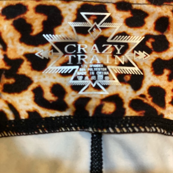 Crazy Train leopard leggings - Picture 2 of 4
